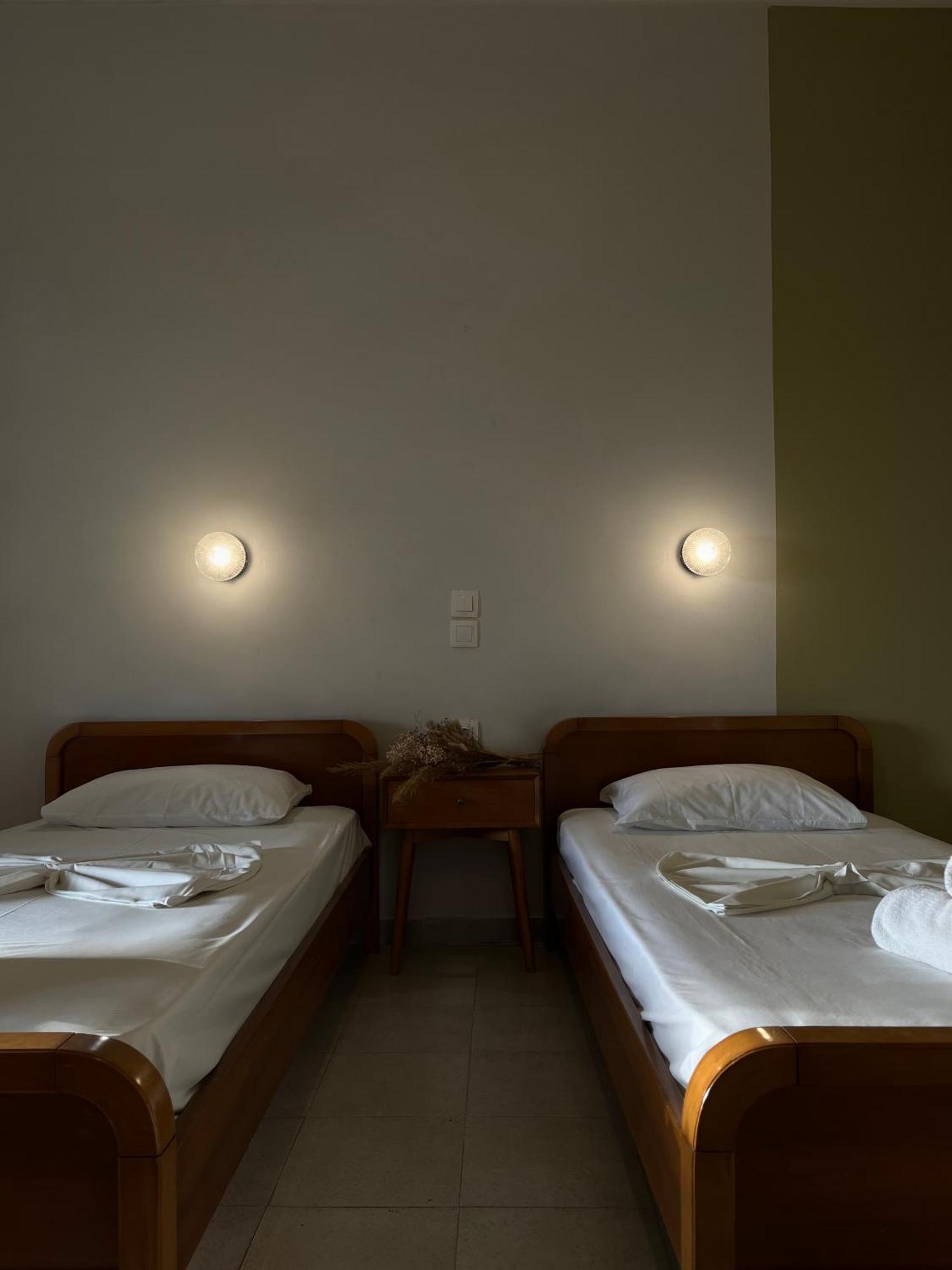 Papadatos Apts With Amazing View - 5Mins From The Beach Kontogialos 외부 사진