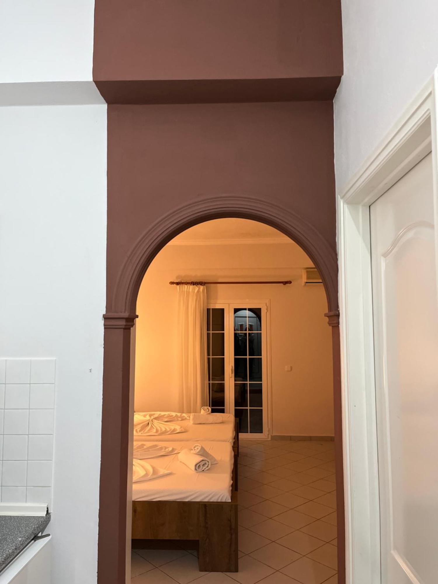 Papadatos Apts With Amazing View - 5Mins From The Beach Kontogialos 외부 사진